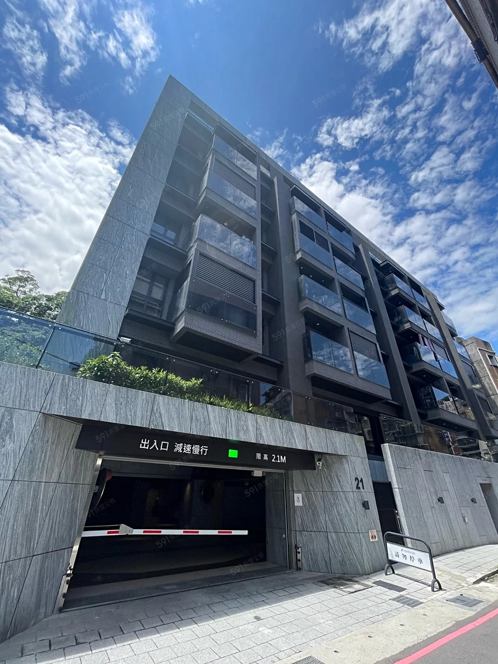 信義ＣＡＳＡ　優質豪宅　可養貓咪 - 1