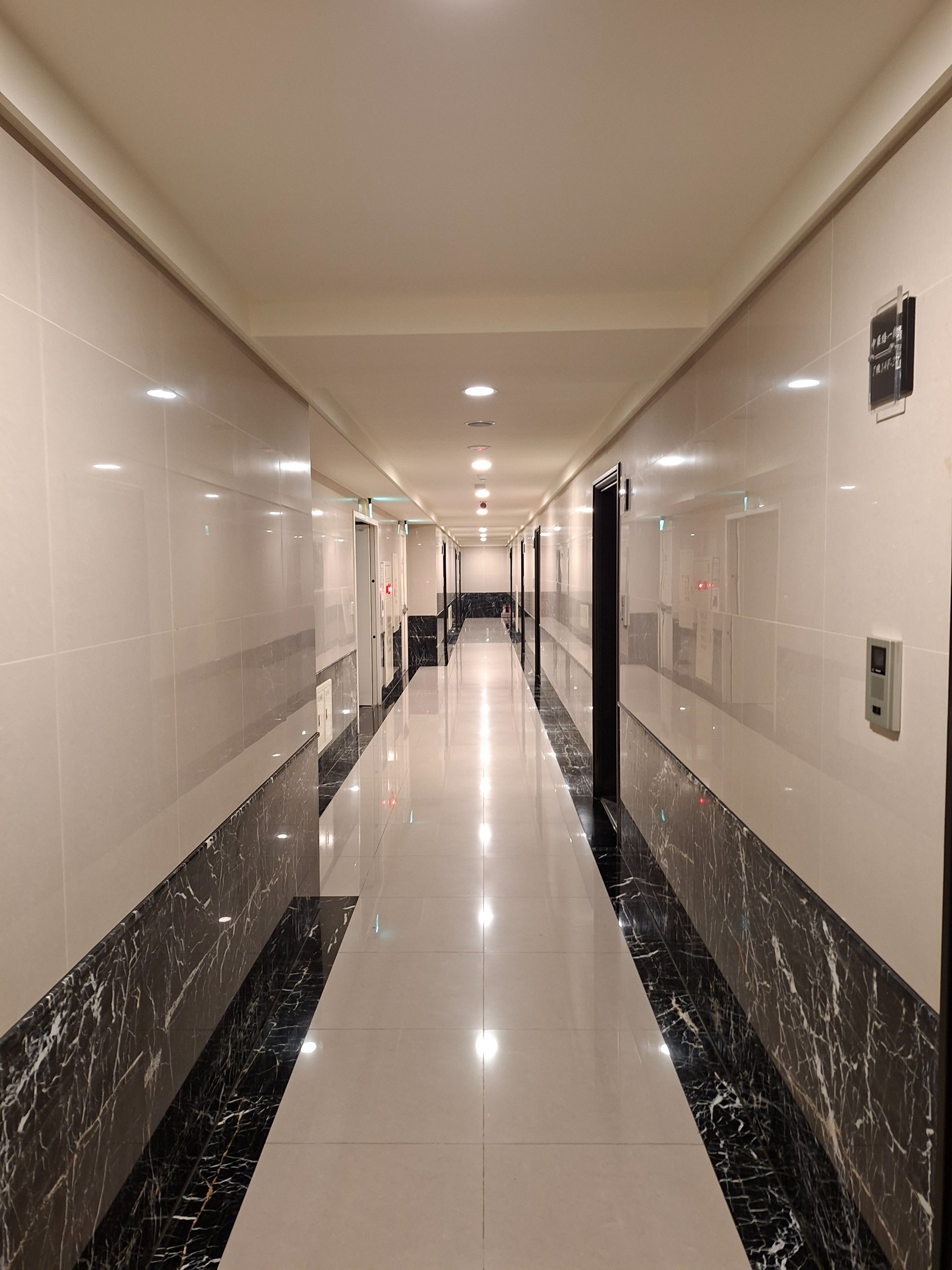 北門捷運站優質社區鄰近西門町/北車有停車位 - 1
