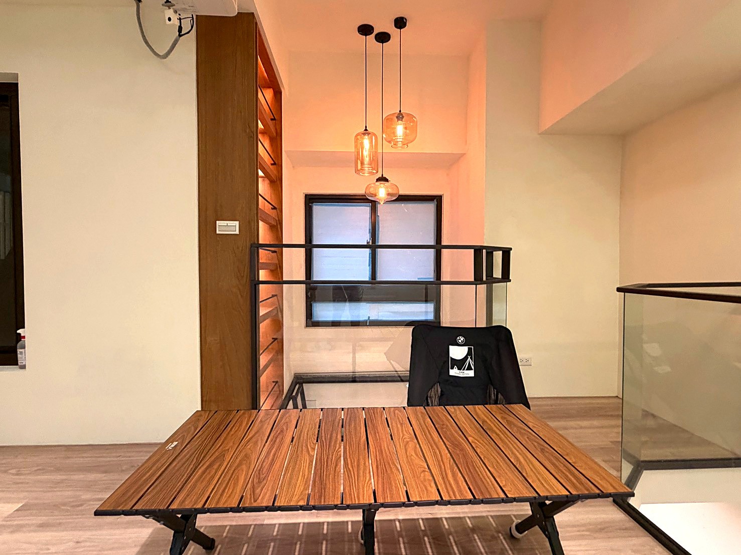可租補報稅｜新店區公所站7分 6米挑高樓中樓 36,000｜溫水泳池・三樓空中花園・5.5坪前院 - 7