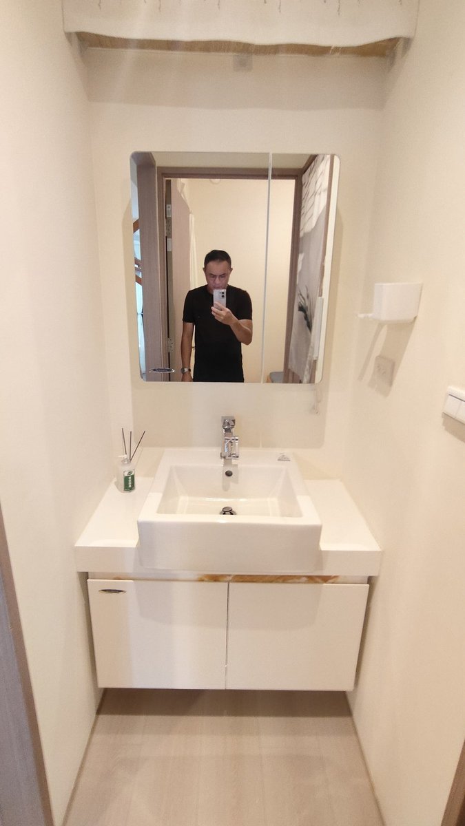獨享海景/海樂地/可養貓咪/輕軌崁頂站/淡江大橋/含家具設備