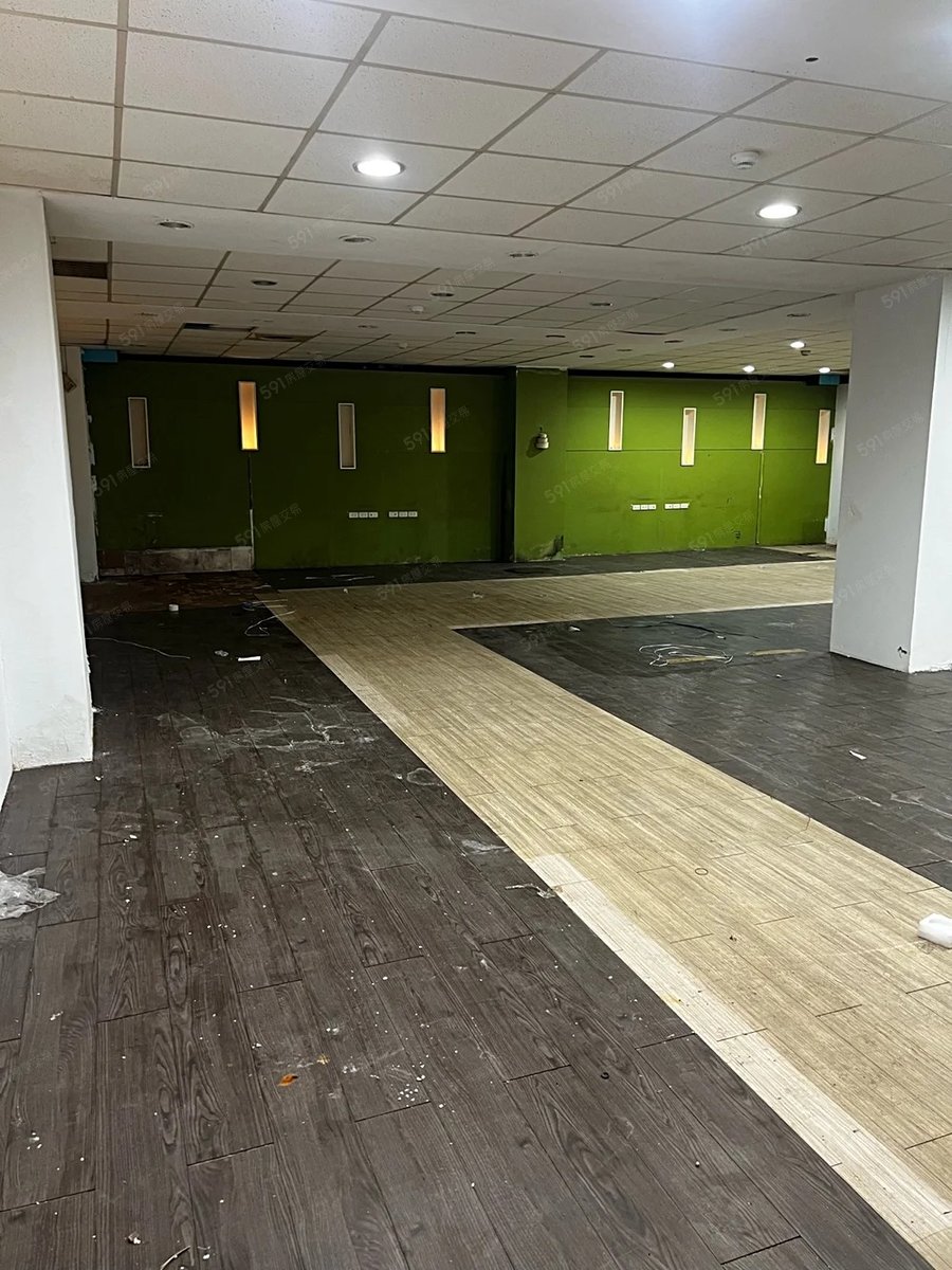 中正紀念堂捷運站 黃金熱鬧地段寧波西街B1