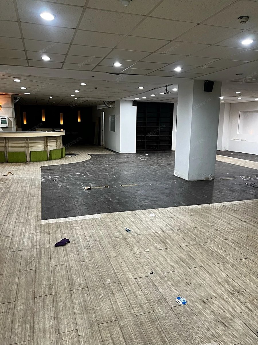 中正紀念堂捷運站 黃金熱鬧地段寧波西街B1