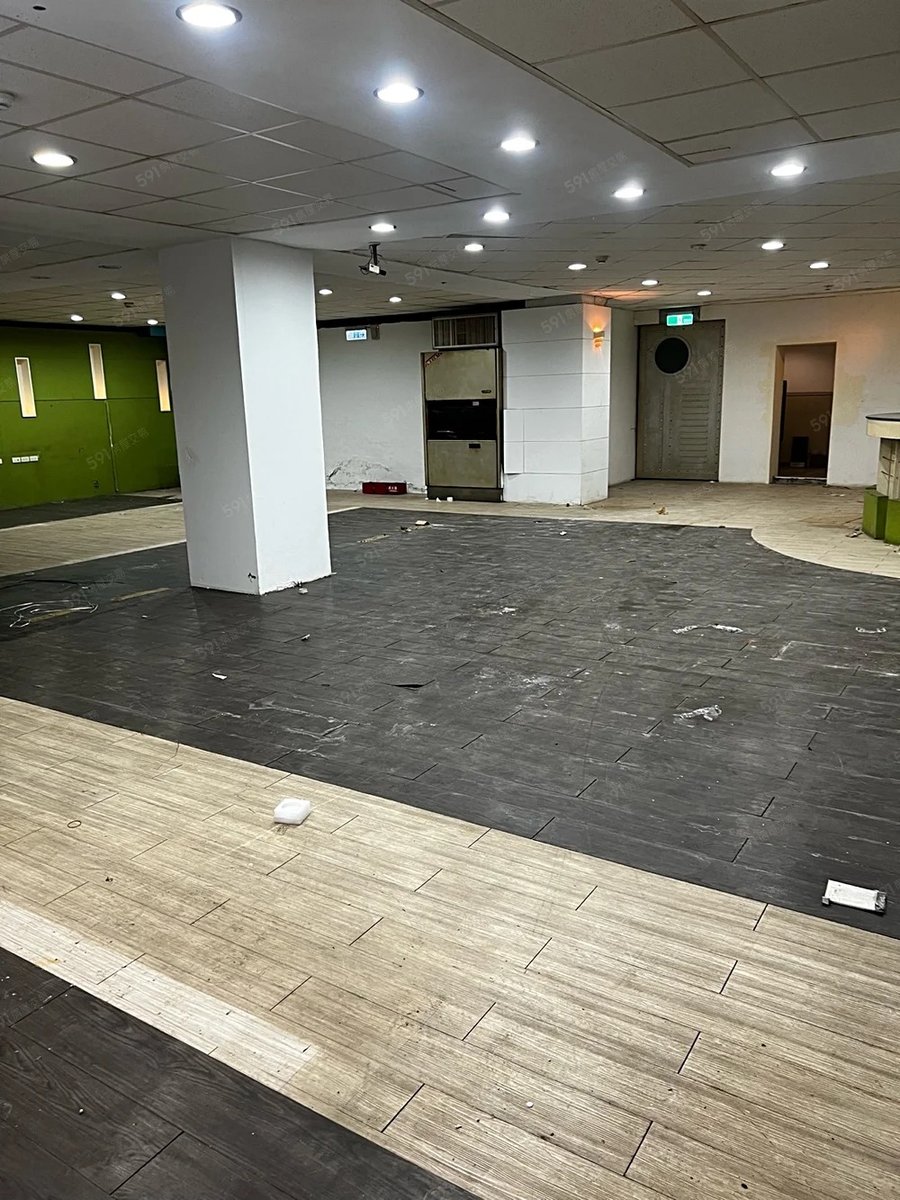 中正紀念堂捷運站 黃金熱鬧地段寧波西街B1
