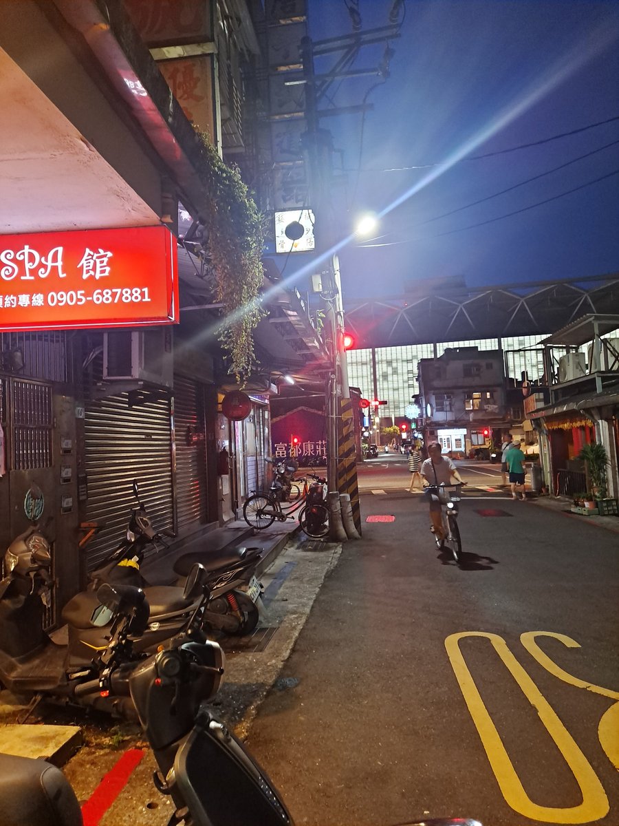 南港展覽館公寓大房